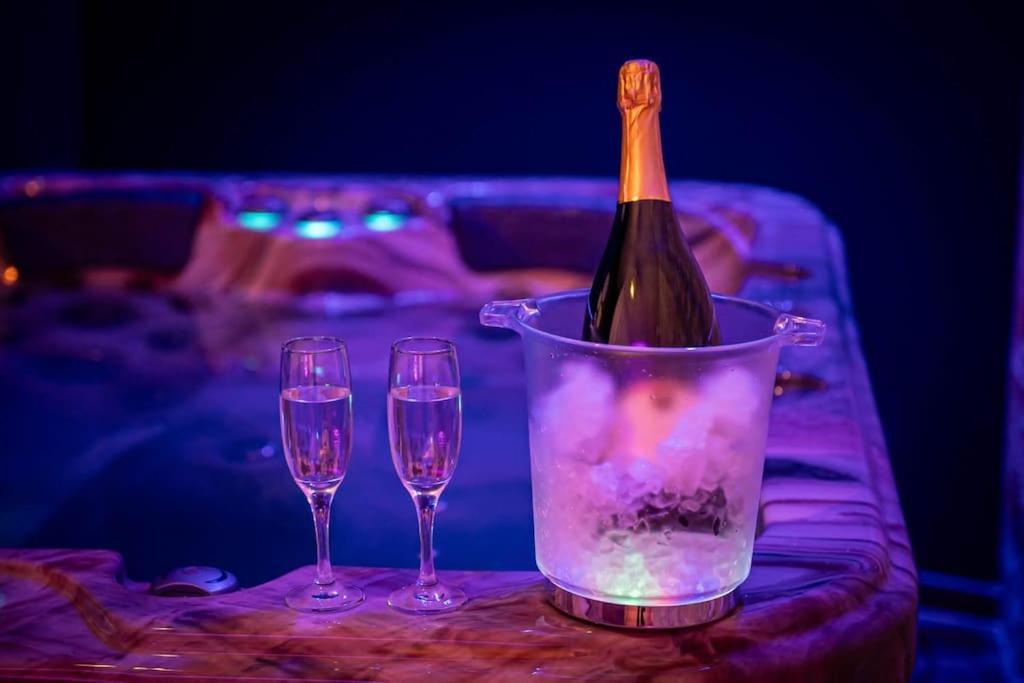 Love Room Spa Privatif Villefranche-sur-Saône Exterior foto